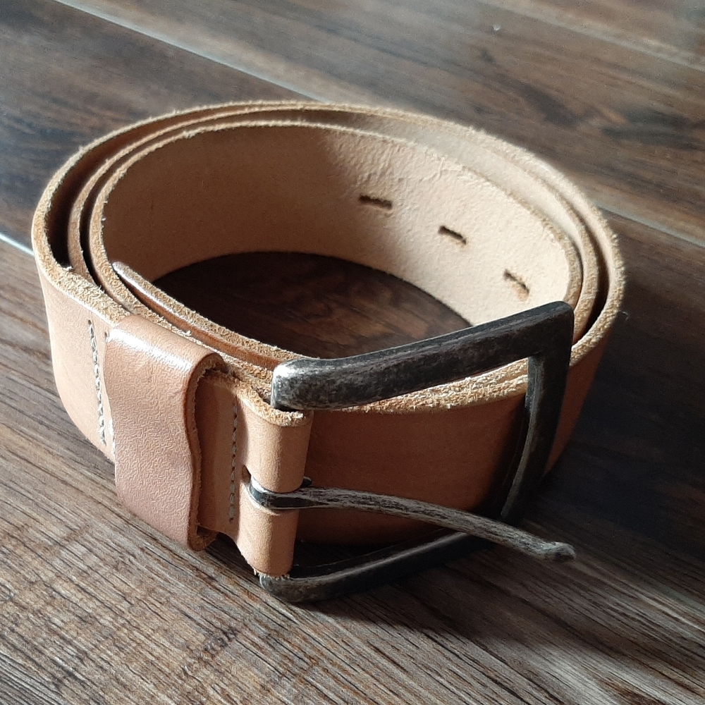GAP tan Jean belt men's size 38-40